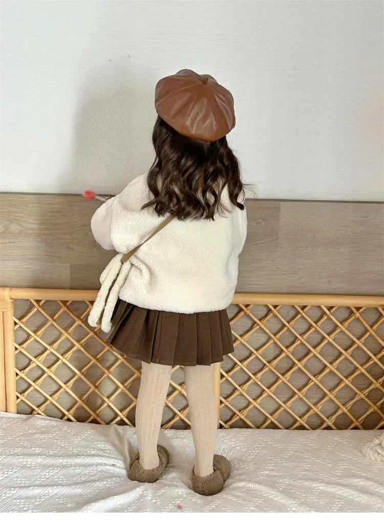Autumn and Winter Girls' Suit Korean Version Teddy Velvet Letter Printed Top+pleated Skirt Two-piece Set for Kids 3-7 Years Old