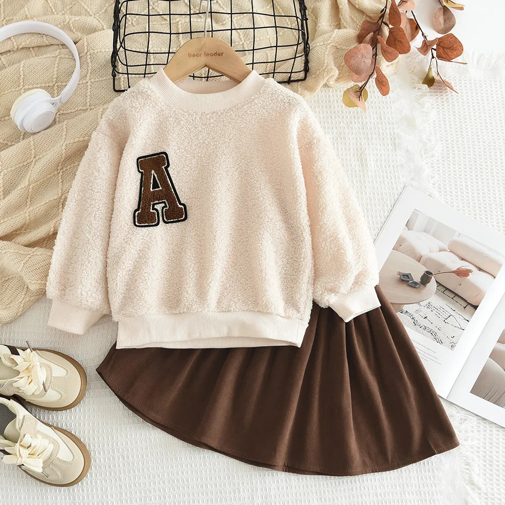 Autumn and Winter Girls' Suit Korean Version Teddy Velvet Letter Printed Top+pleated Skirt Two-piece Set for Kids 3-7 Years Old